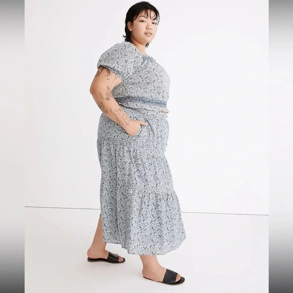 NWT!! Madewell - Button-Front Tiered Maxi Skirt in Florentine Floral - Size 3X - Picture 2 of 9
